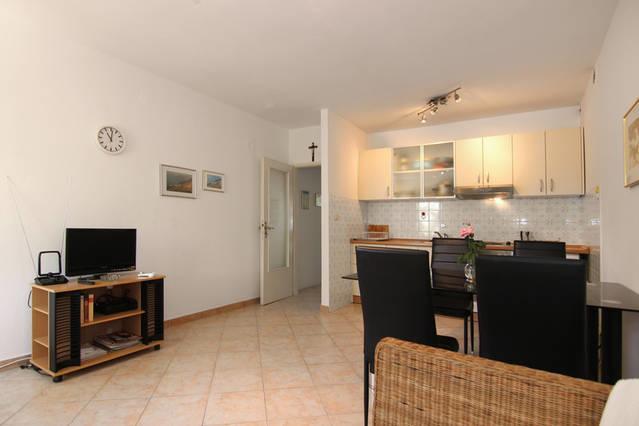Eco-Apartments With Nice Garden Башка-Вода Экстерьер фото